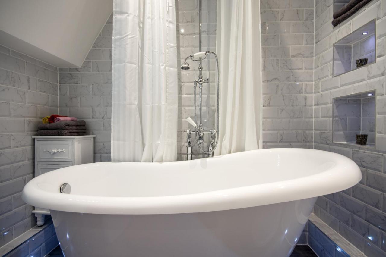 Luxury Panoramic Balcony Swindon Central ภายนอก รูปภาพ